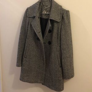 Guess women’s lined wool coat, herringbone, size M